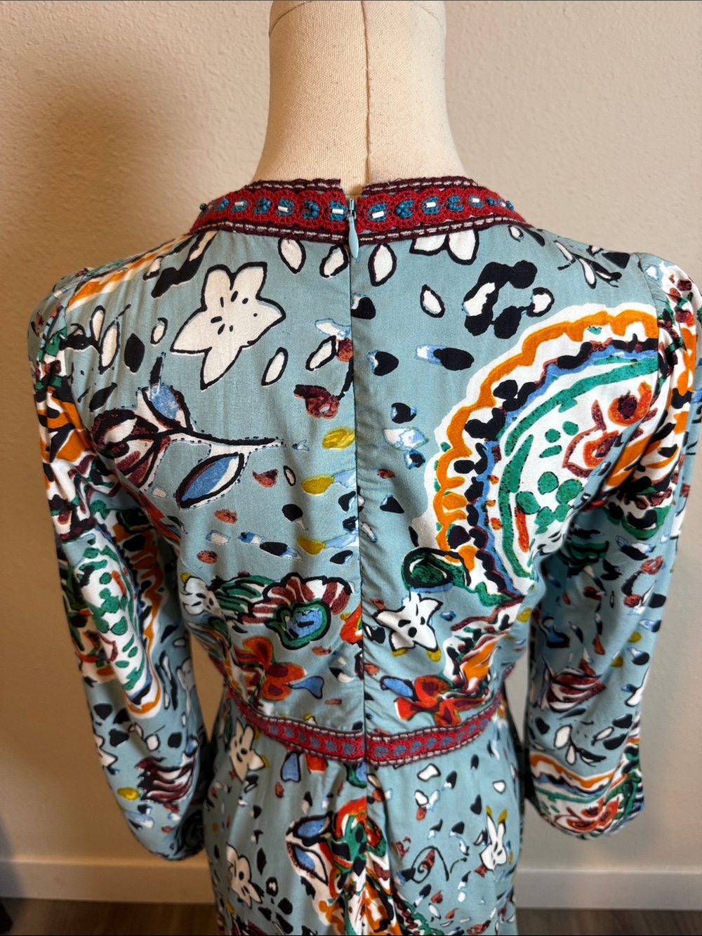 Akemi + Kin Anthropologie Beaded Boho V-Neck Mini Dress size 4 - Picture 7 of 16